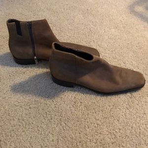 Men’s 10.5 Donald J Pliner Brown Boots